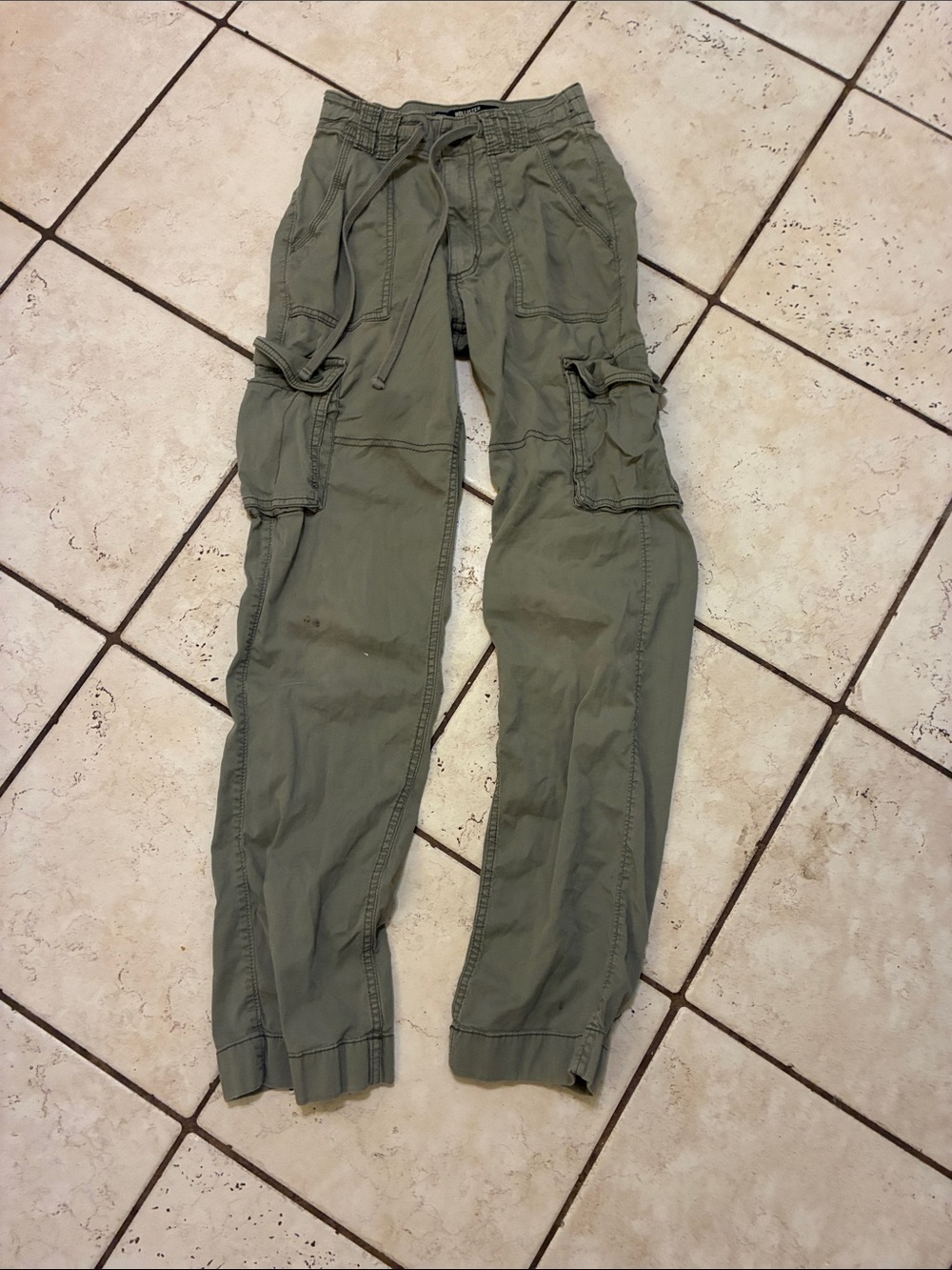 Hollister Olive Cargo Pants with Drawstring Waist
